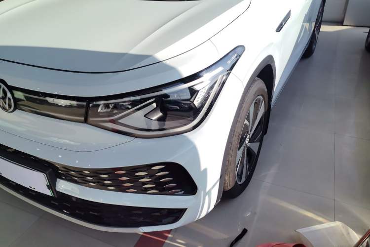 Used Volkswagen ID.6 X 2023 Upgraded Model Pure Long-Range Version Left Front Headlight