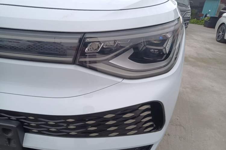 Used Volkswagen ID.6 X 2023 Upgraded Model Pure Long-Range Version Left Front Headlight