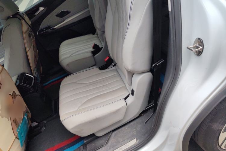 Used Volkswagen ID.6 X 2023 Upgraded Version Kinetic All-Wheel Drive Edition Left Rear Seat
