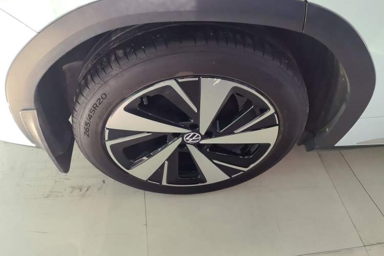 Used Volkswagen ID.6 X 2023 Upgraded Model Pure Long-Range Version Right Rear Wheel Hub