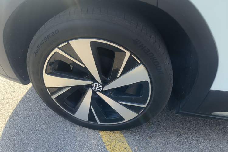 Used Volkswagen ID.6 X 2023 Ultra-Intelligent Long-Range Version Right Rear Wheel Hub