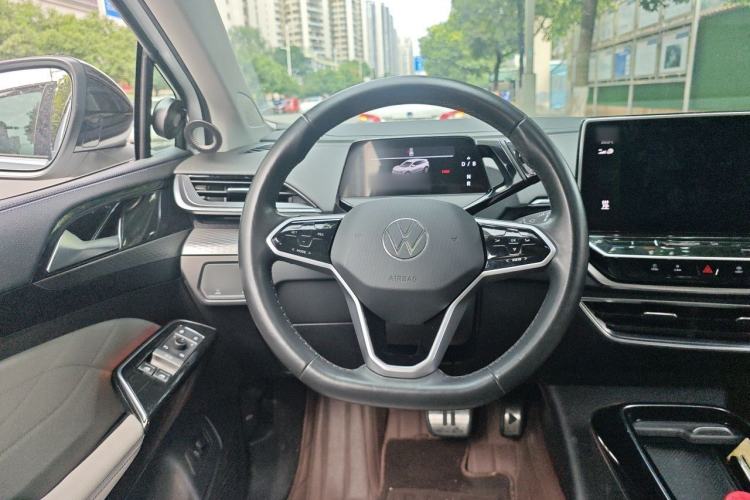 Used Volkswagen ID.6 X 2023 Upgraded Model Ultra-Long Range Version Steering Wheel
