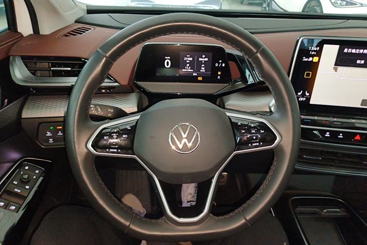 Used Volkswagen ID.6 X 2023 Upgraded Model Ultra-Long Range Version Steering Wheel