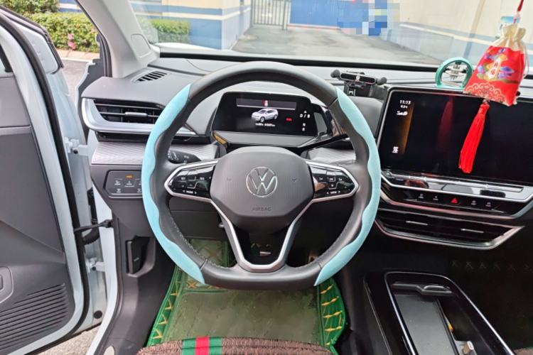 Used Volkswagen ID.6 X 2023 Upgraded Model Pure Long-Range Version Steering Wheel