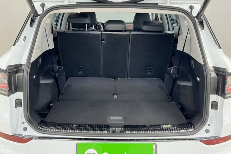 Used Volkswagen ID.6 X 2023 Upgraded Model Pure Long-Range Version Trunk