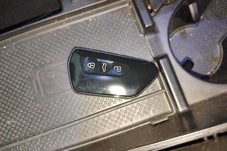 Used Volkswagen ID.6 X 2023 Upgraded Model Ultra-Long Range Version Vehicle Key