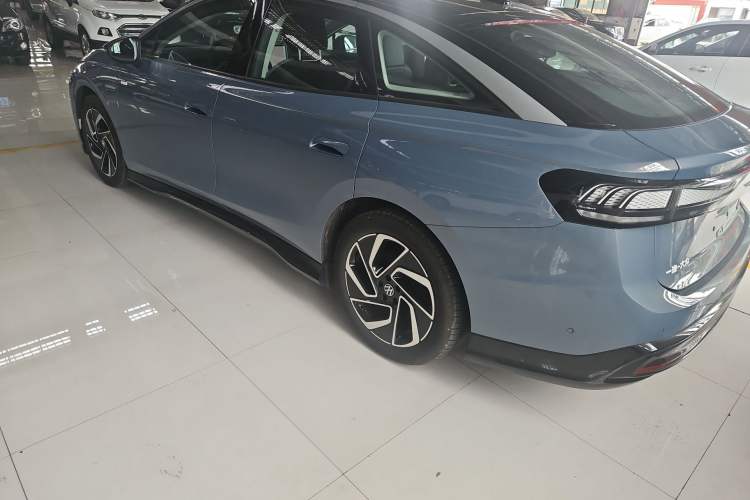 Used Volkswagen ID.7 VIZZION 2024 PRO Model Exterior 5