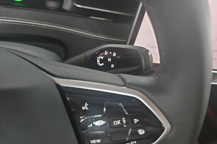 Used Volkswagen ID.7 VIZZION 2024 PRO Model Gear Lever