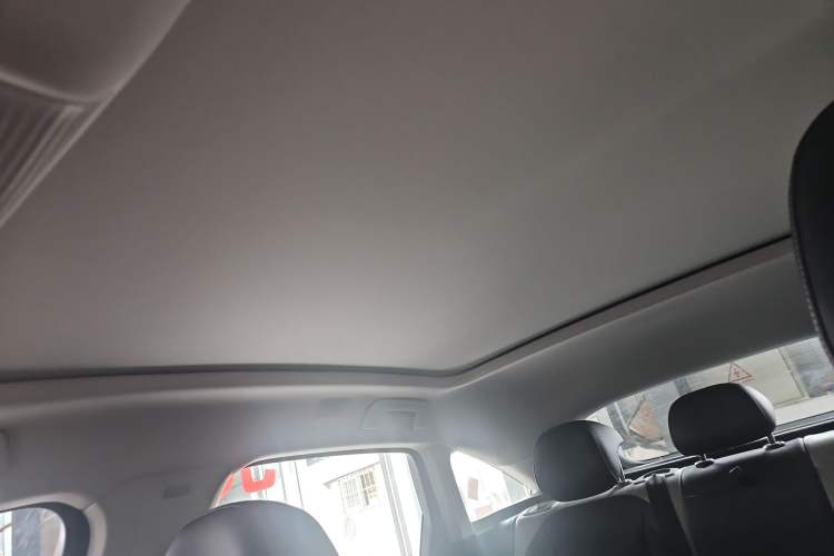 Used Volkswagen ID.7 VIZZION 2024 PRO Model Headliner