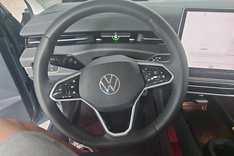 Used Volkswagen ID.7 VIZZION 2024 PRO Model Steering Wheel