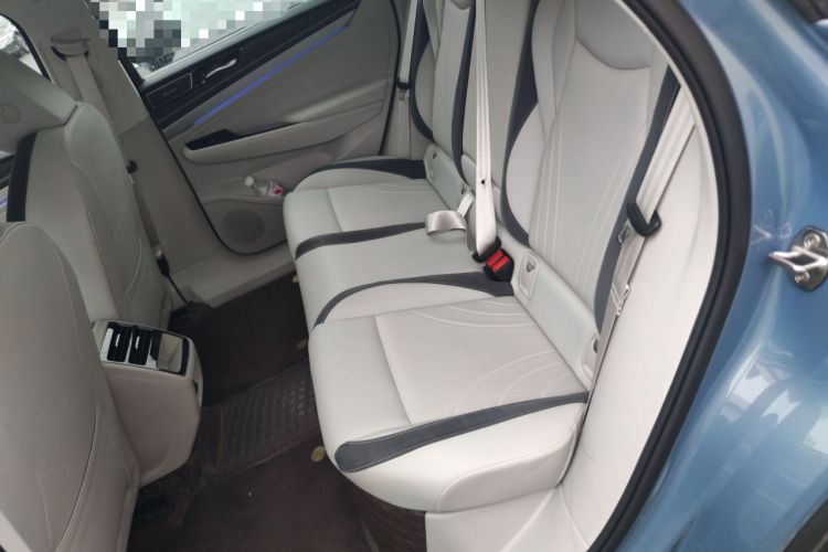 Used Volkswagen ID.7 VIZZION 2024 First Edition Left Rear Seat