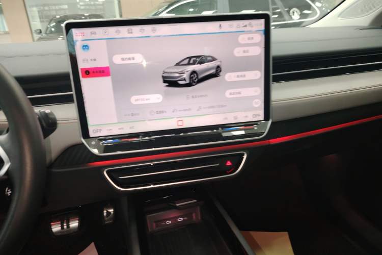 Used Volkswagen ID.7 VIZZION 2024 AIR model Audio And AC Panel