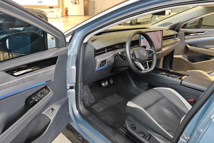 Used Volkswagen ID.7 VIZZION 2024 PRO Model Driver Seat