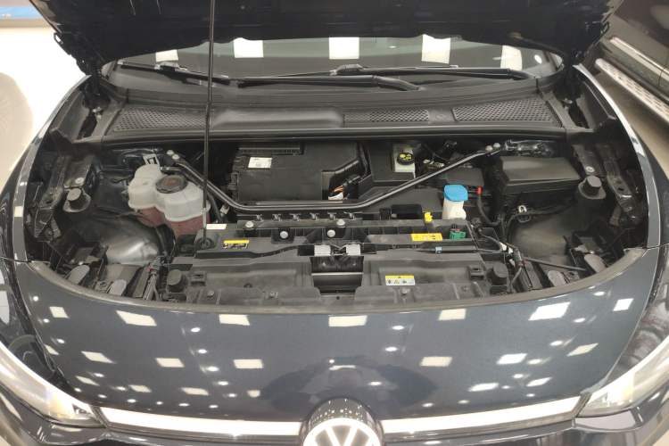 Used Volkswagen ID.7 VIZZION 2024 AIR model Engine Bay