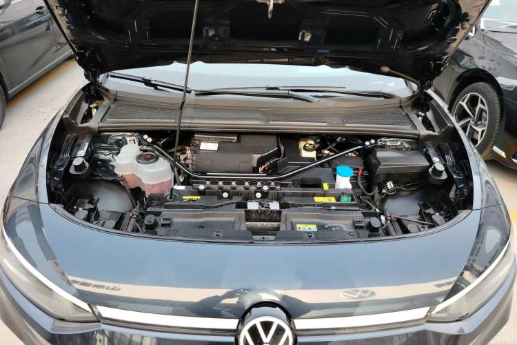 Used Volkswagen ID.7 VIZZION 2024 AIR model Engine Bay