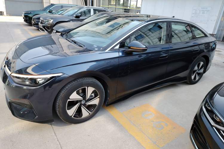 Used Volkswagen ID.7 VIZZION 2024 AIR model Exterior 3