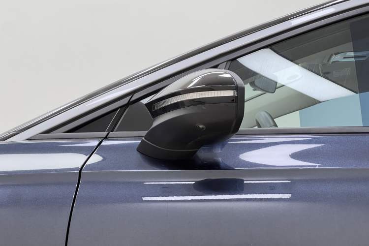 Used Volkswagen ID.7 VIZZION 2024 AIR model Exterior 9
