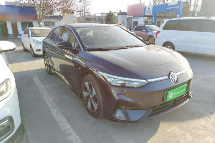 Used Volkswagen ID.7 VIZZION 2024 AIR model Front Right 45 Deg