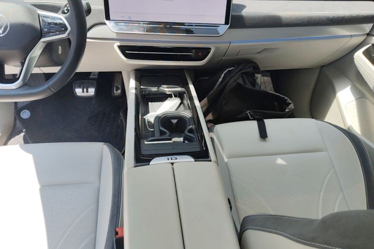 Used Volkswagen ID.7 VIZZION 2024 First Edition Gear Lever