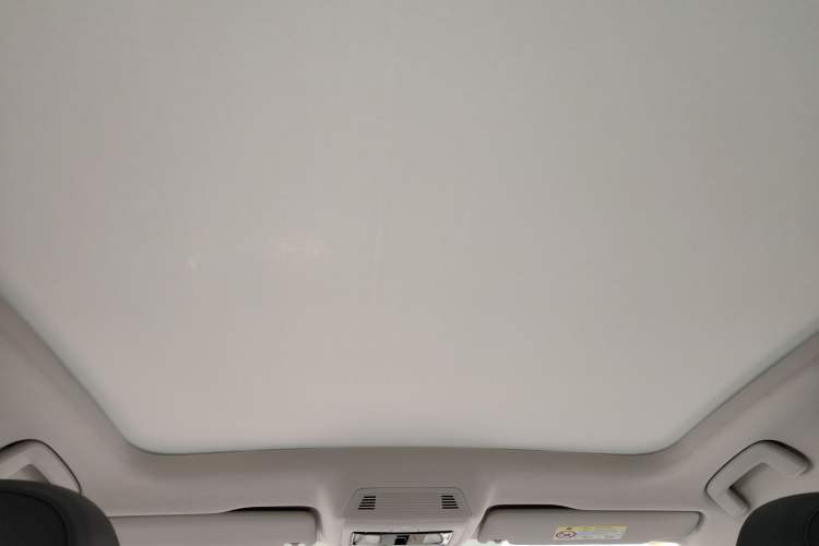 Used Volkswagen ID.7 VIZZION 2024 AIR model Headliner