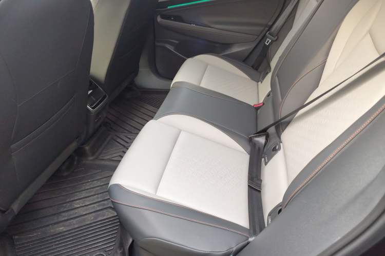 Used Volkswagen ID.7 VIZZION 2024 AIR model Interior 4