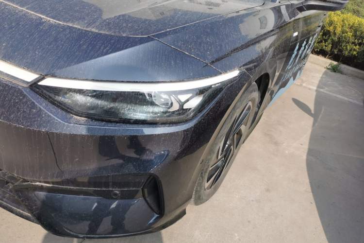 Used Volkswagen ID.7 VIZZION 2024 First Edition Left Front Headlight