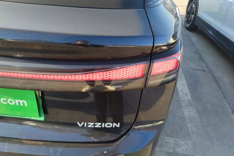 Used Volkswagen ID.7 VIZZION 2024 AIR model Right Rear Taillight