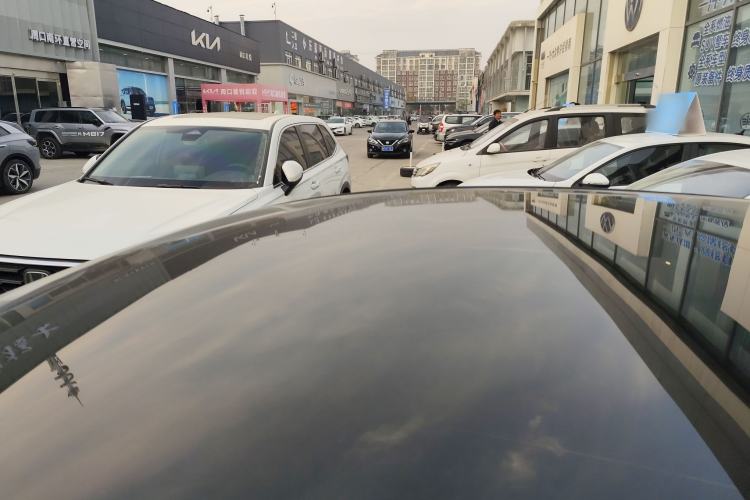 Used Volkswagen ID.7 VIZZION 2024 AIR model Roof