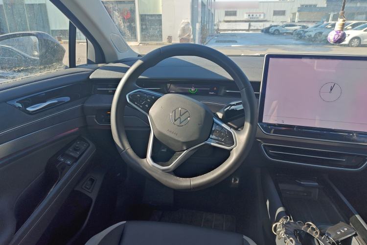 Used Volkswagen ID.7 VIZZION 2024 First Edition Steering Wheel