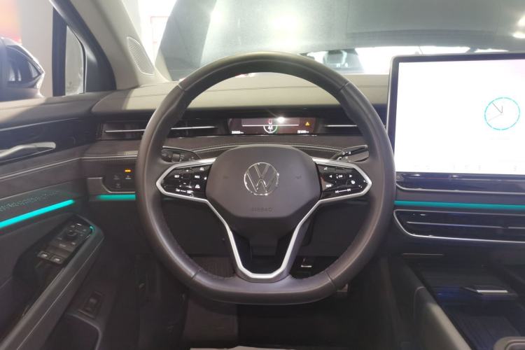 Used Volkswagen ID.7 VIZZION 2024 PRO Model Steering Wheel