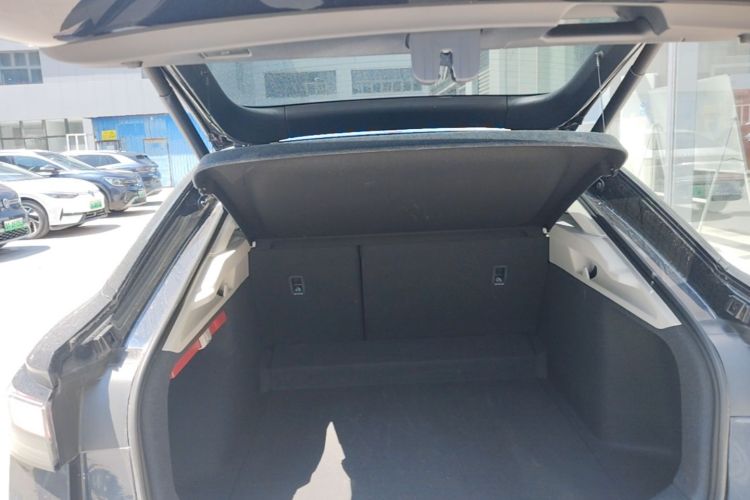 Used Volkswagen ID.7 VIZZION 2024 First Edition Trunk