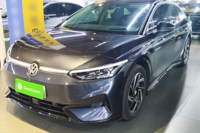 Używany Volkswagen ID.7 VIZZION 2024 First Edition