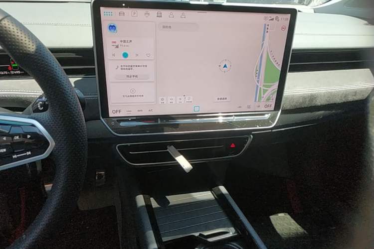 Used Volkswagen ID.7 VIZZION 2024 First Edition Audio And AC Panel