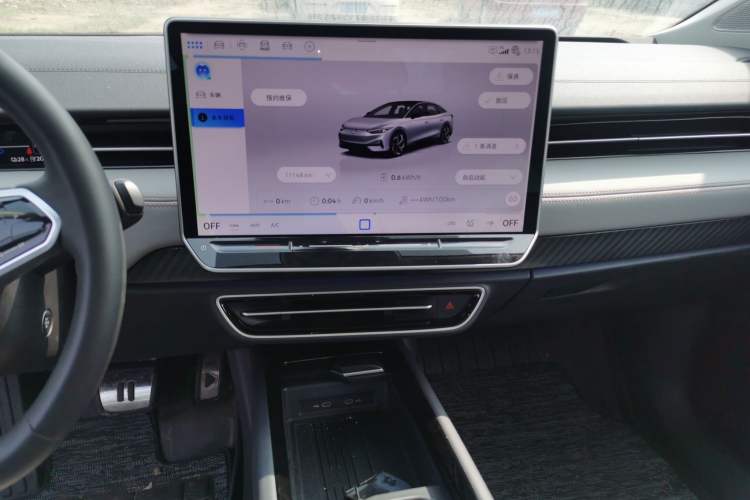 Used Volkswagen ID.7 VIZZION 2024 AIR model Audio And AC Panel