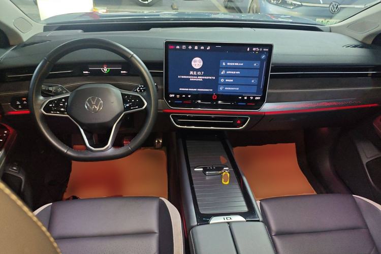 Used Volkswagen ID.7 VIZZION 2024 PRO Model Center Console