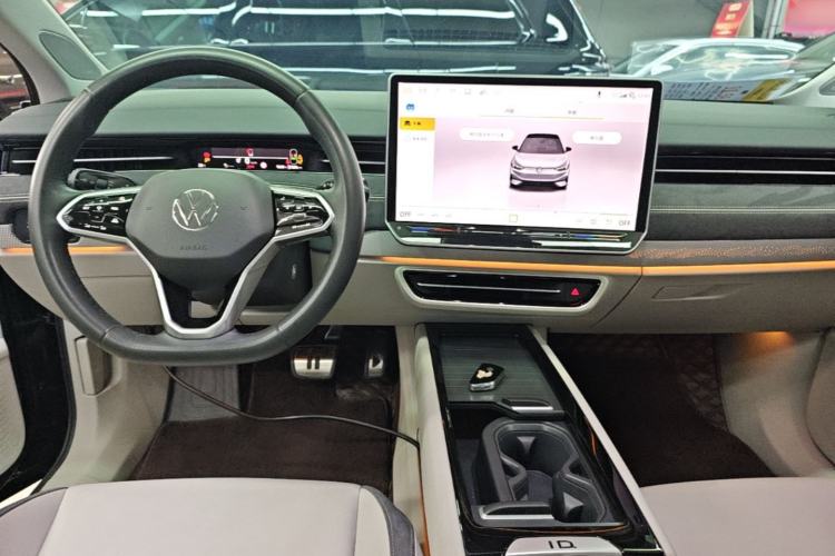 Used Volkswagen ID.7 VIZZION 2024 First Edition Center Console