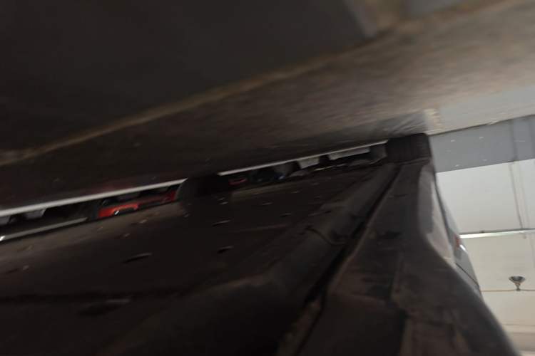 Used Volkswagen ID.7 VIZZION 2024 AIR model Chassis Rear Left