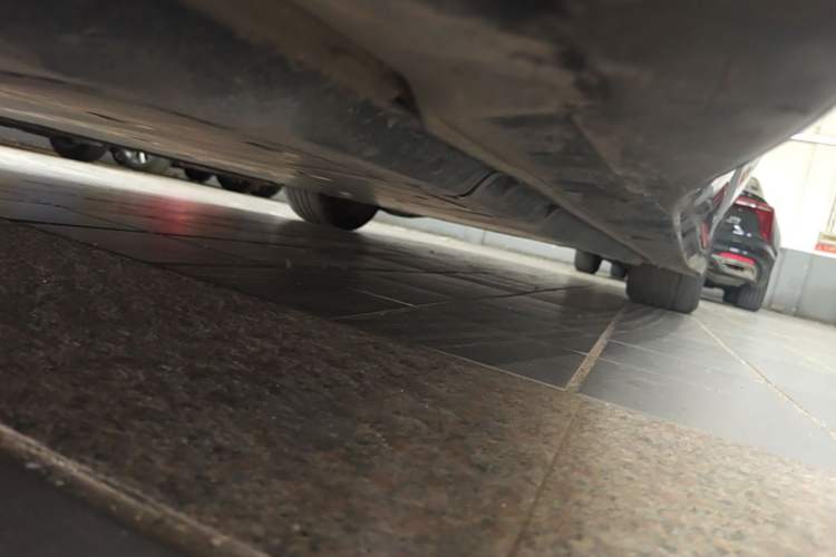 Used Volkswagen ID.7 VIZZION 2024 AIR model Chassis Rear Right