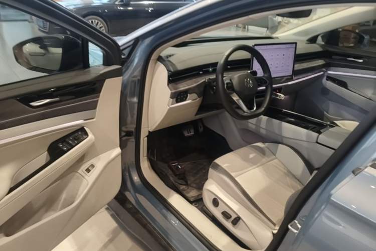 Used Volkswagen ID.7 VIZZION 2024 First Edition Driver Seat