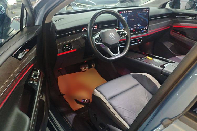 Used Volkswagen ID.7 VIZZION 2024 PRO Model Driver Seat
