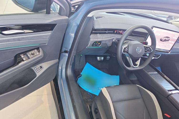 Used Volkswagen ID.7 VIZZION 2024 PRO Model Driver Seat