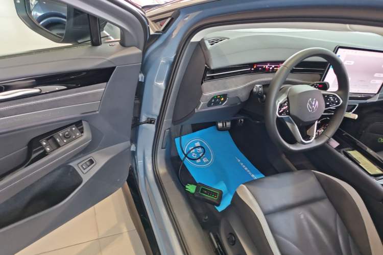 Used Volkswagen ID.7 VIZZION 2024 PRO Model Driver Seat