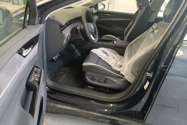 Used Volkswagen ID.7 VIZZION 2024 PRO Model Driver Seat