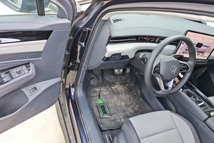 Used Volkswagen ID.7 VIZZION 2024 AIR model Driver Seat