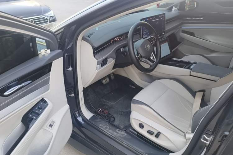 Used Volkswagen ID.7 VIZZION 2024 First Edition Driver Seat
