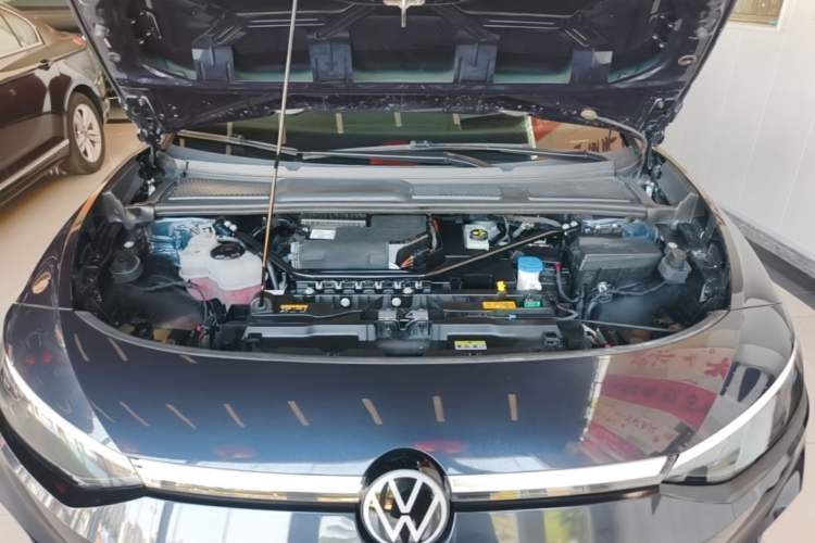 Used Volkswagen ID.7 VIZZION 2024 AIR model Engine Bay