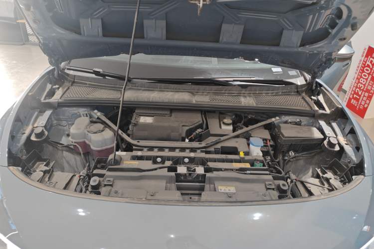 Used Volkswagen ID.7 VIZZION 2024 AIR model Engine Bay