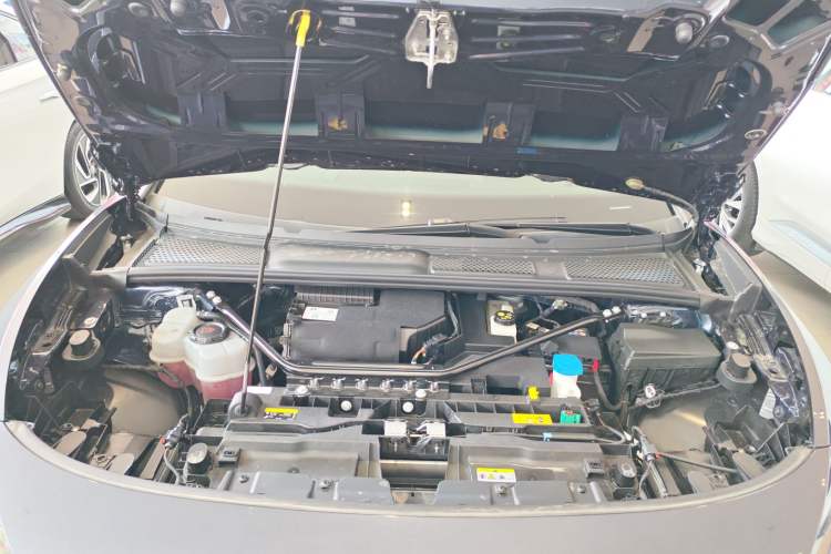 Used Volkswagen ID.7 VIZZION 2024 AIR model Engine Bay
