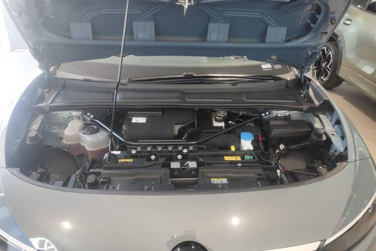 Used Volkswagen ID.7 VIZZION 2024 AIR model Engine Bay