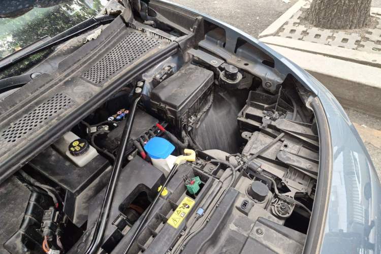 Used Volkswagen ID.7 VIZZION 2024 PRO Model Engine Bay Left